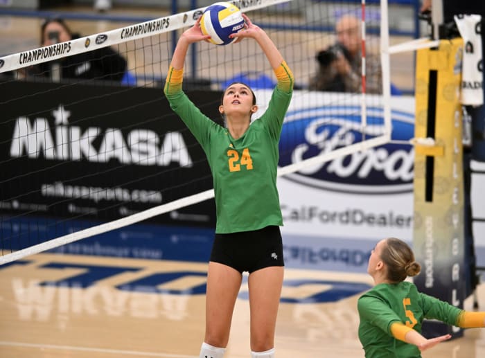 Mater Dei 3, Mira Costa 0 2023 girls vball SS D1 championship by Heston Quan 11-04-2023110420232 (2)